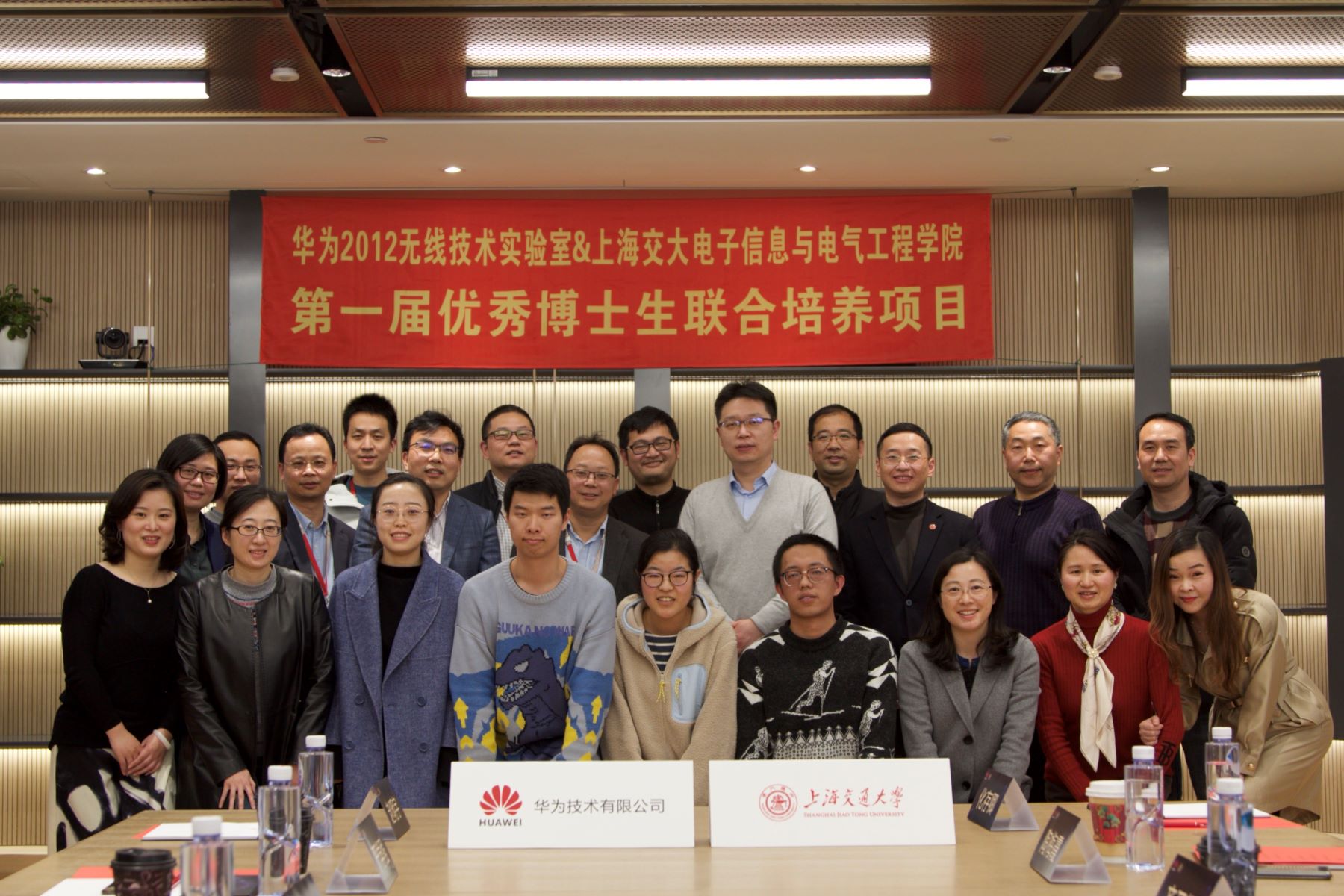 1615365419685062082.jpg 1.jpg