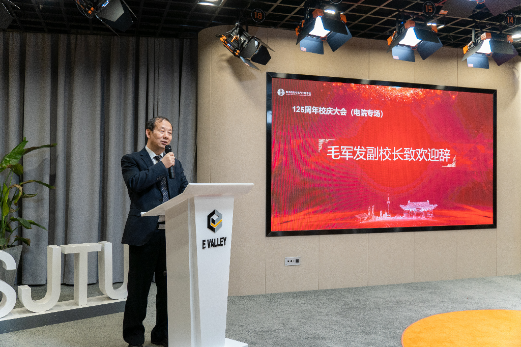 1618073427064070759.png DSC04716.png