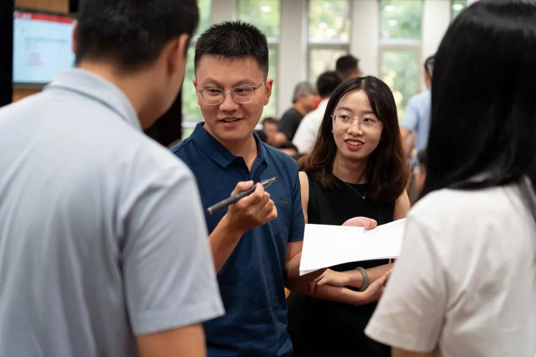 1632972366693082837.jpg 5.jpg