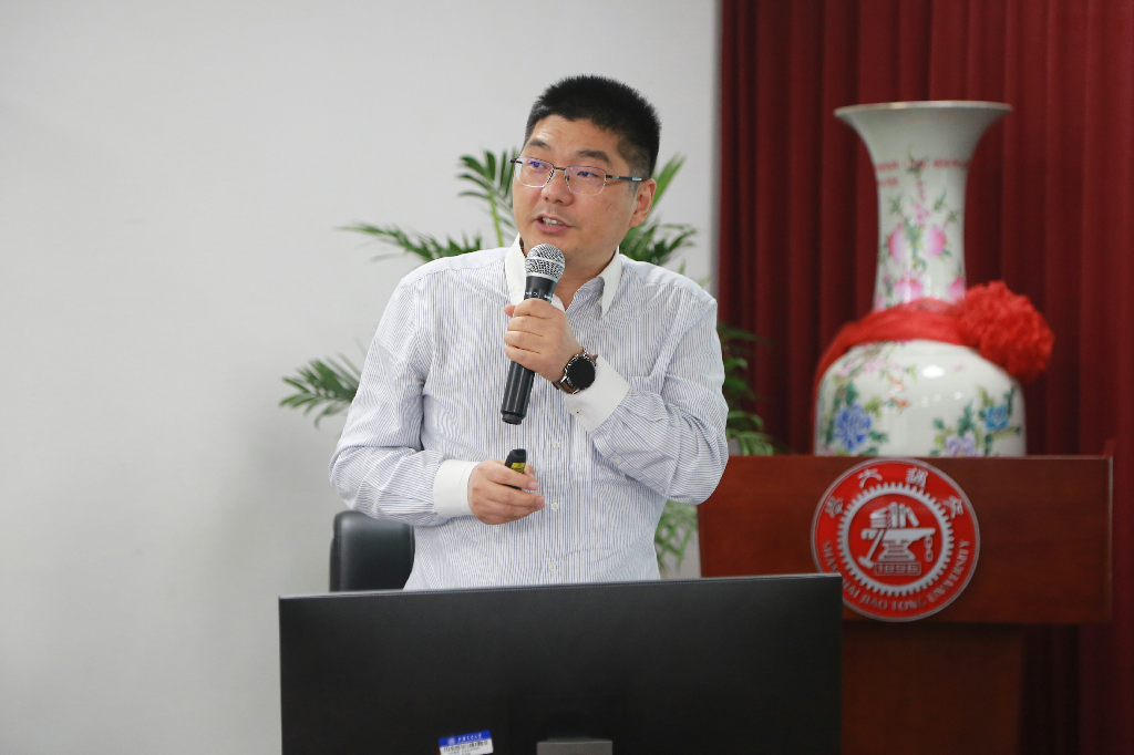 1634892764498061203.png 剪6G3A5486.png