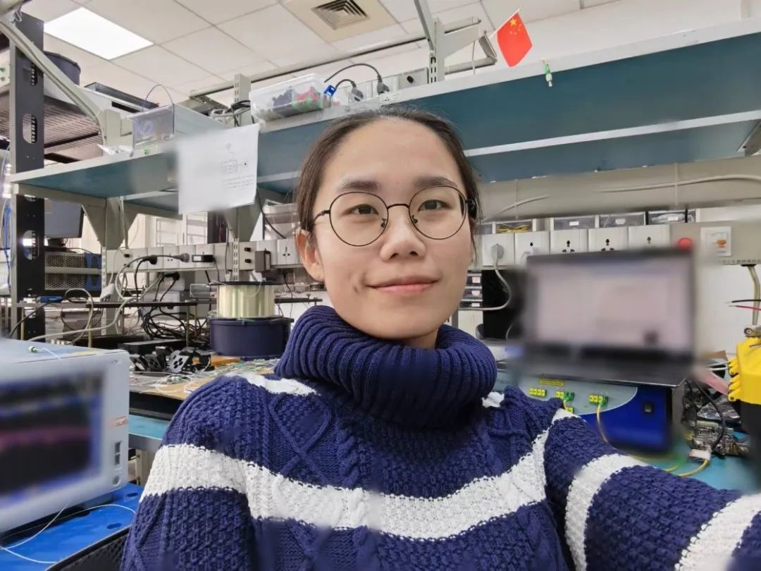 1655122077640001765.jpg 1.jpg