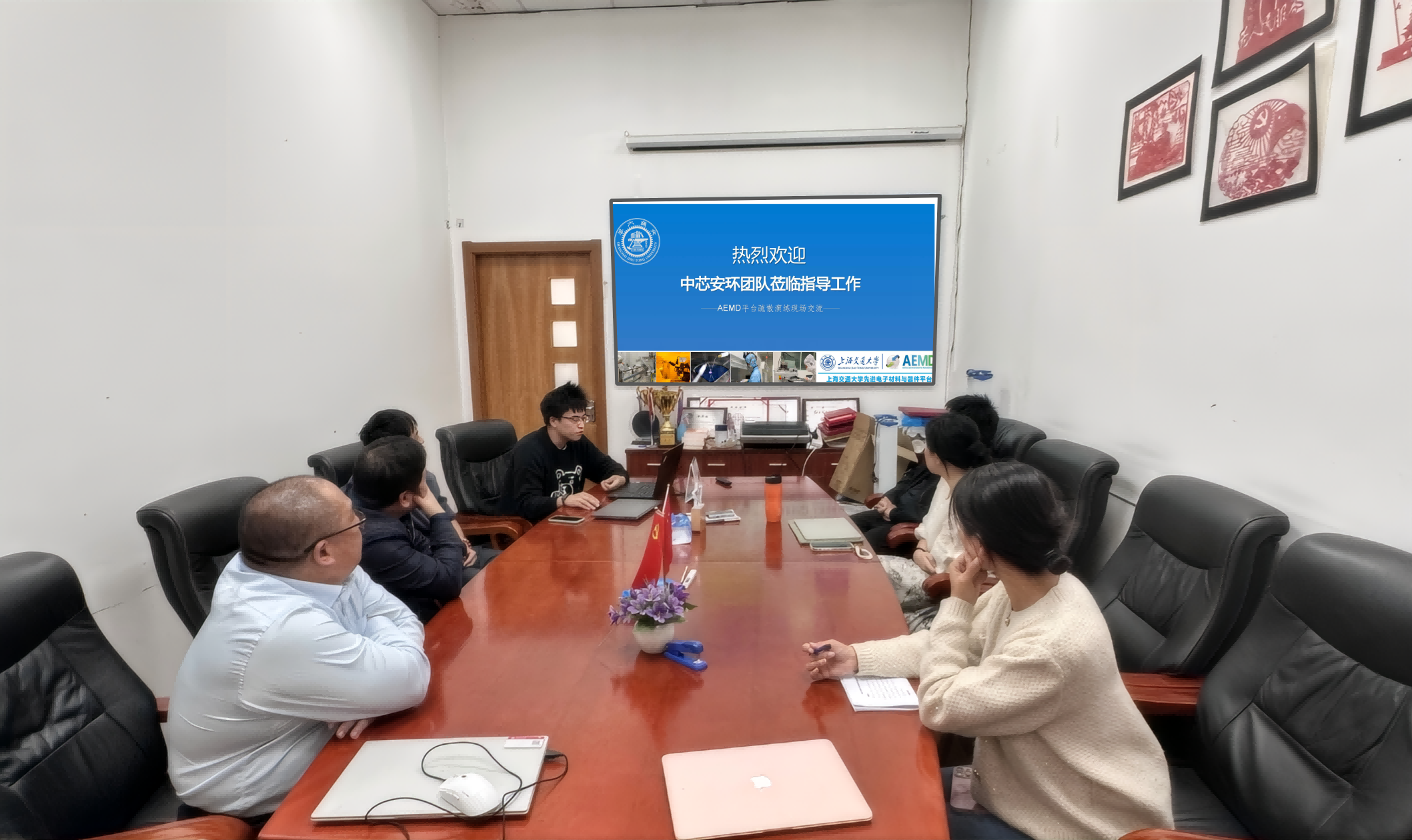 图片2.png 图片2.png